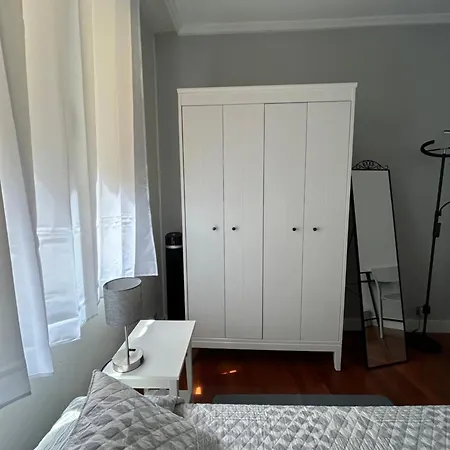 Проживание в семье Lianegm Бильбао