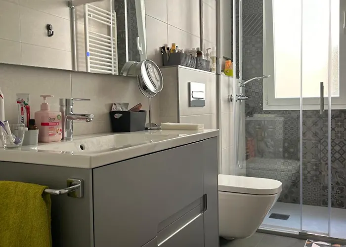 Lianegm Quarto em Acomodações Particulares *